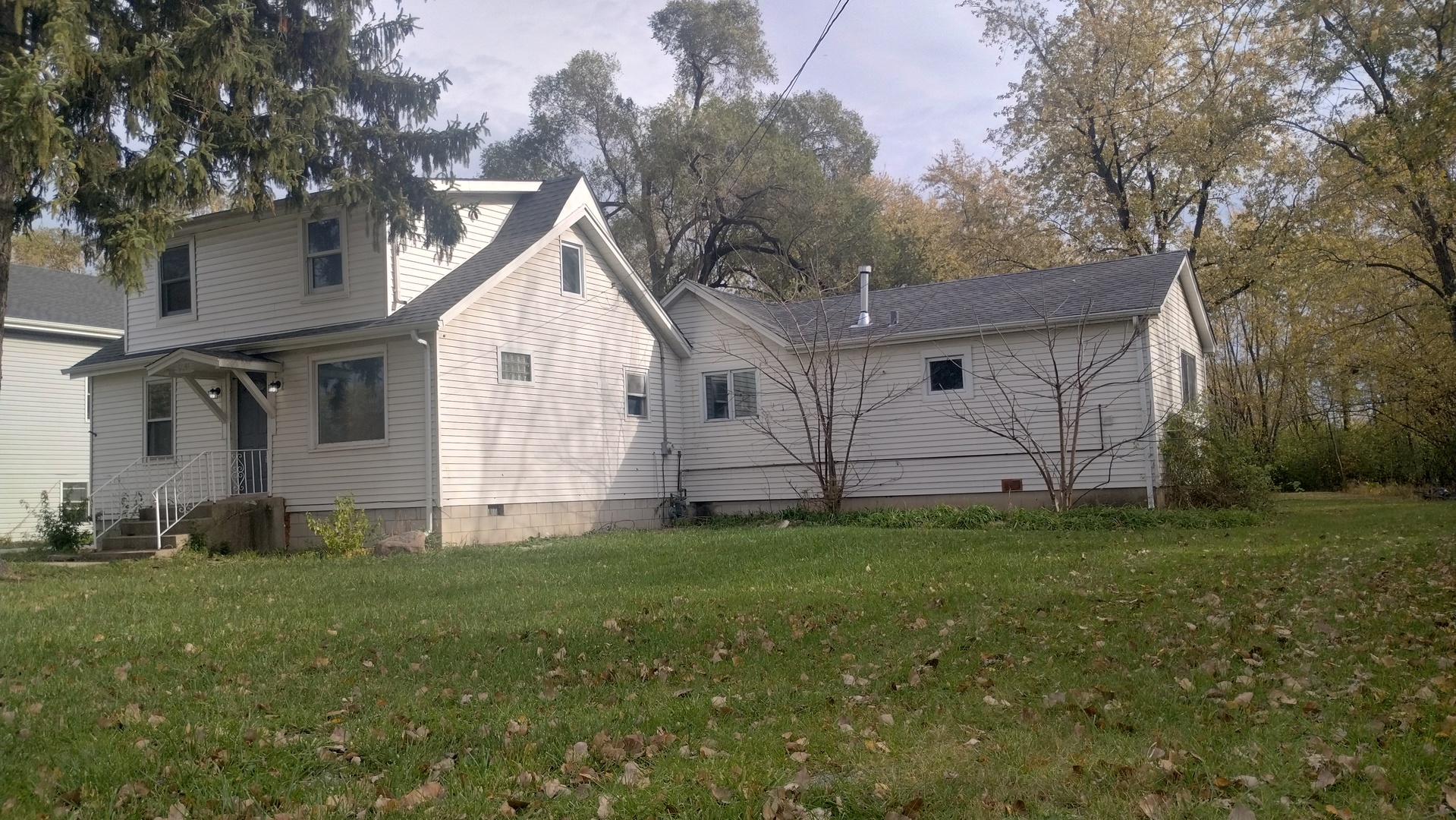 17945 Sayre Avenue Property Photo