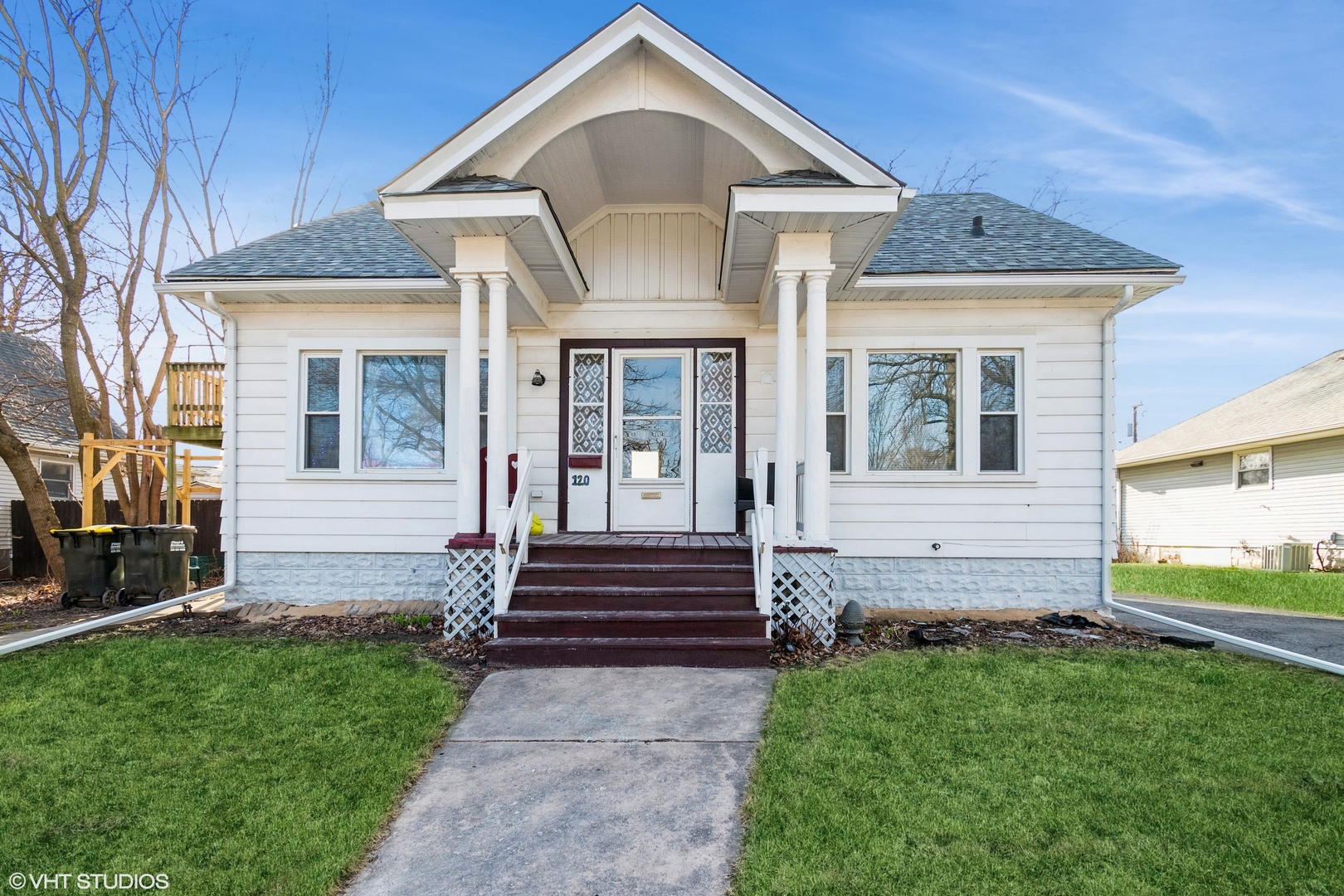 120 S Kinzie Street Property Photo