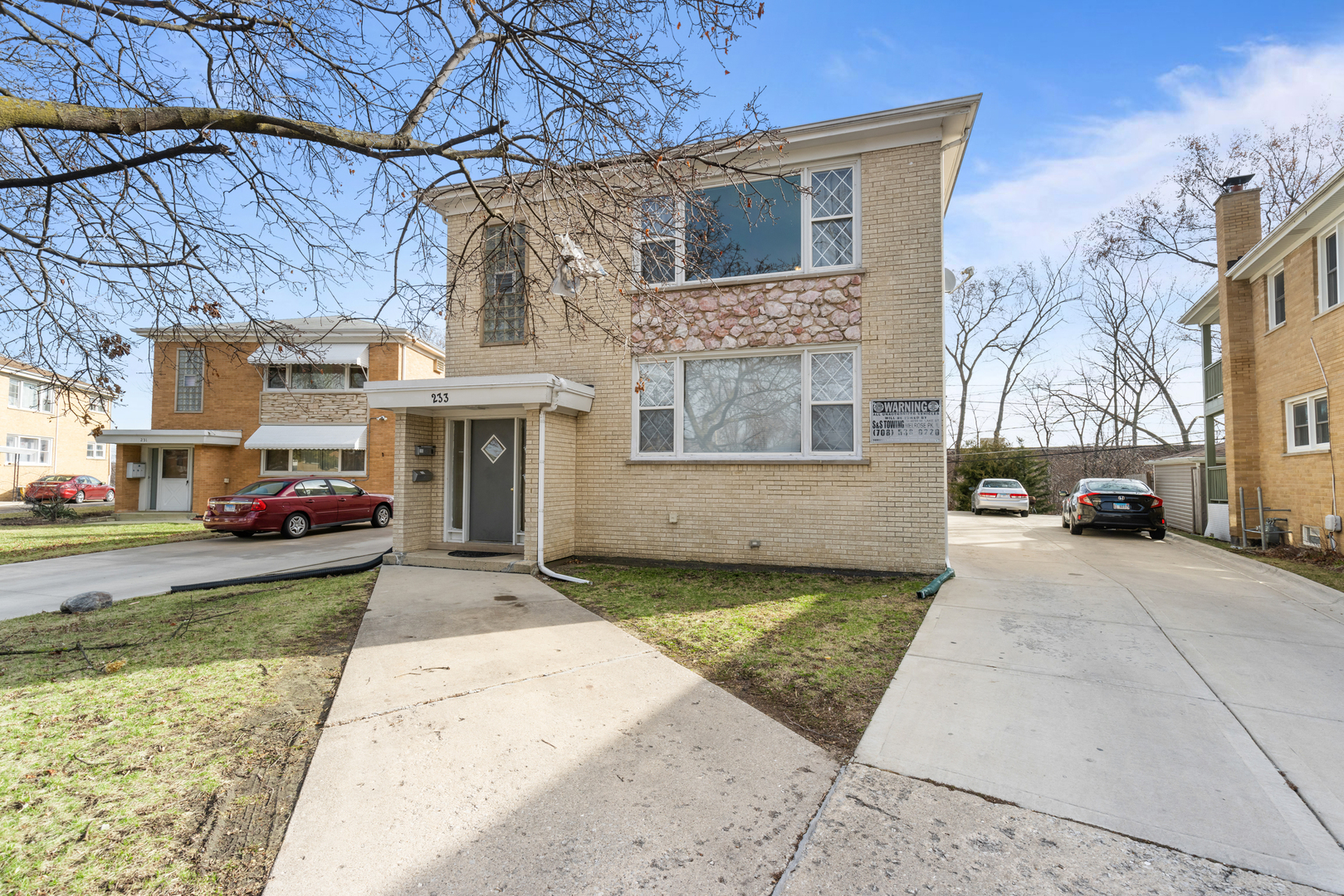 233 S Hale Street Property Photo