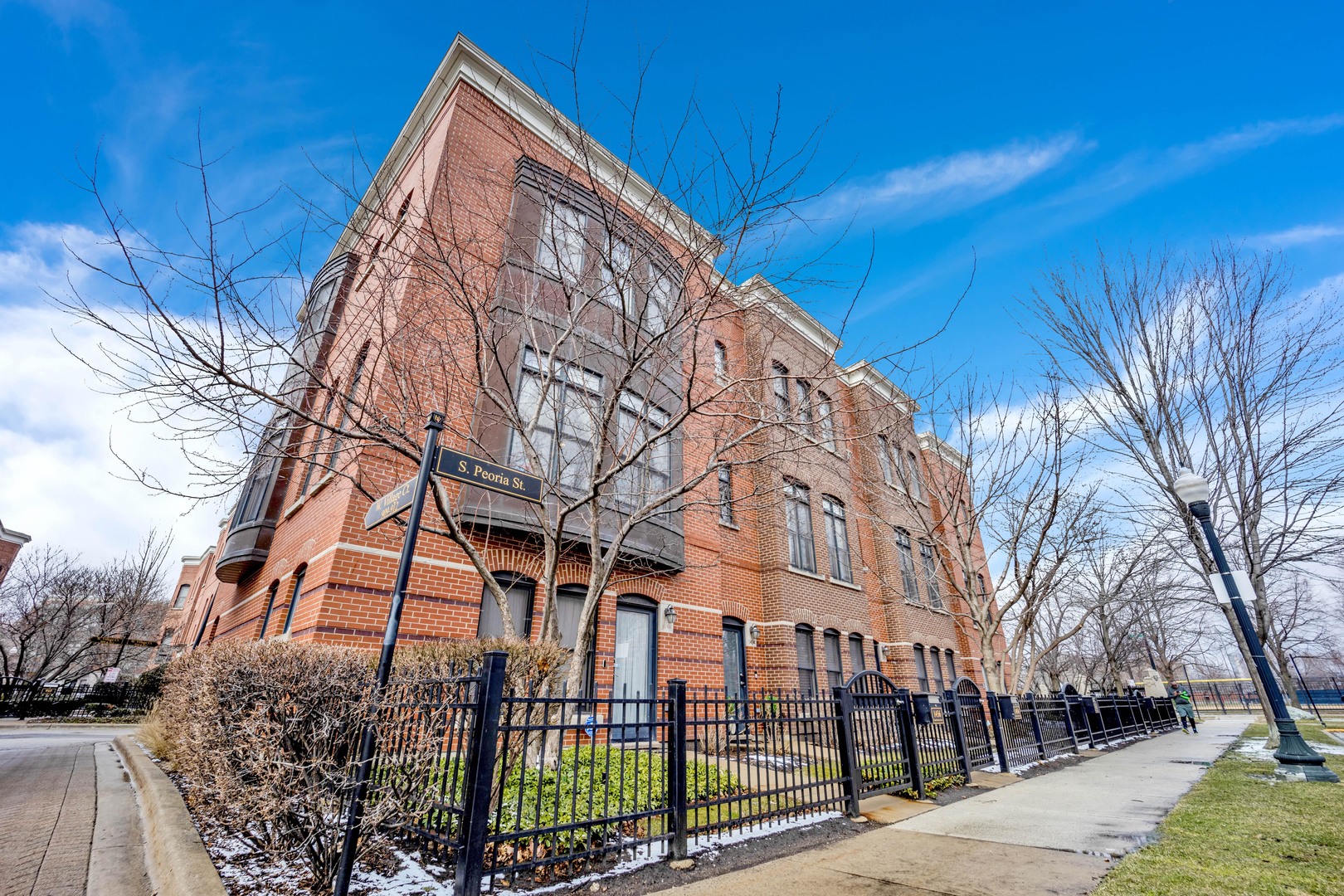 1456 S Peoria Street Property Photo