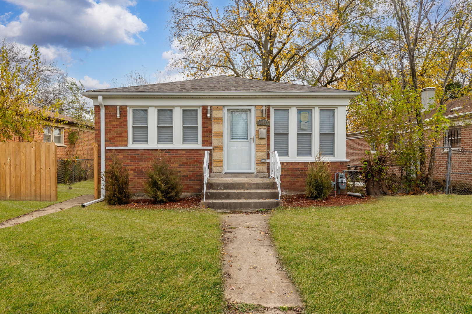 15007 Western Avenue Property Photo