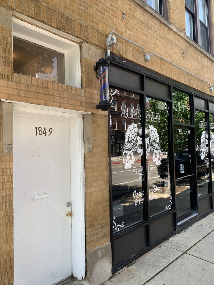 1849 W Chicago Avenue Property Photo 4