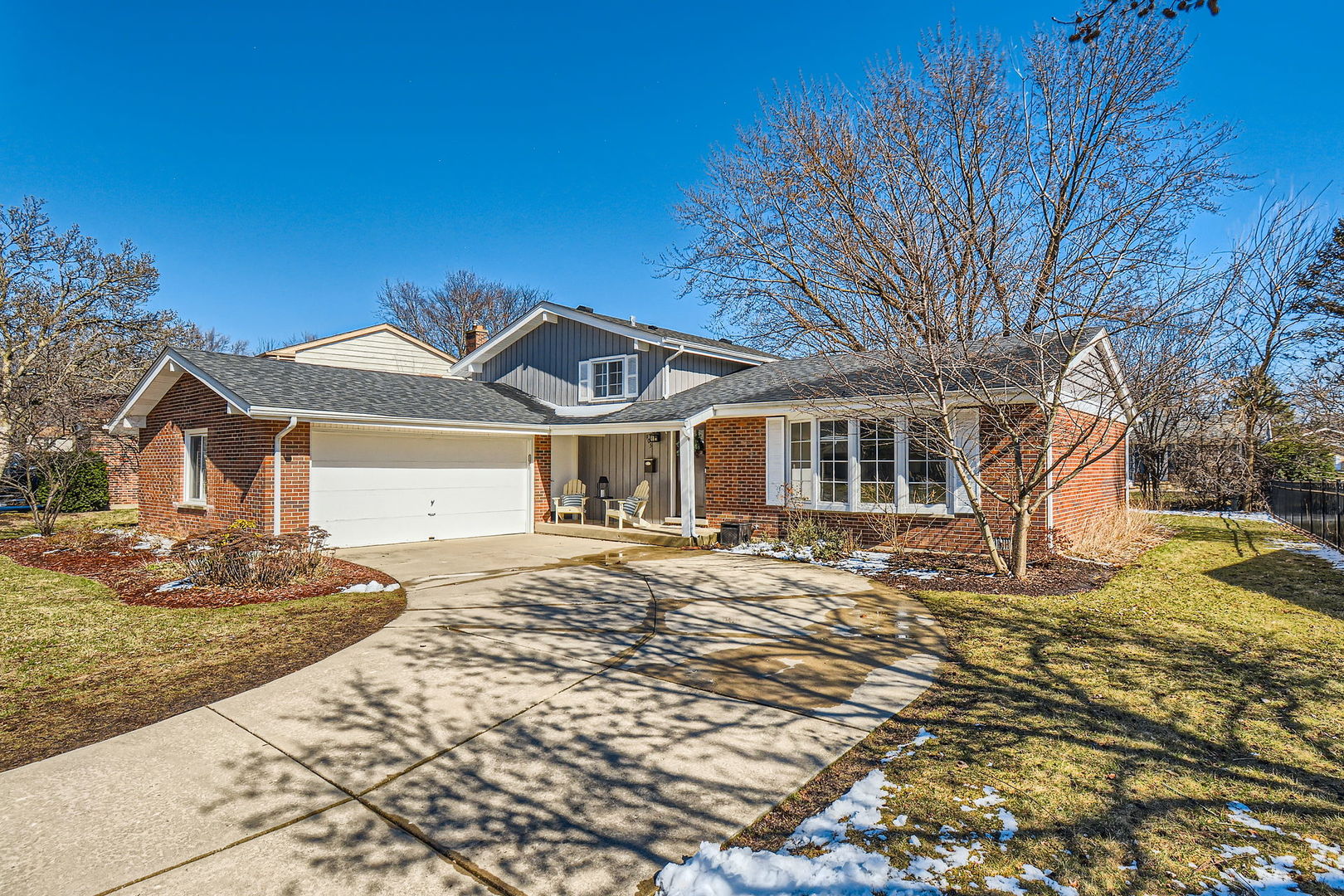 905 N Crestview Drive Property Photo