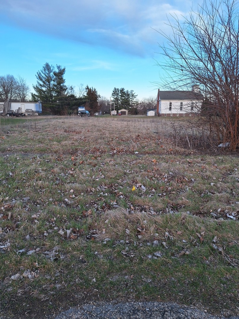 107 N Front Street Property Photo
