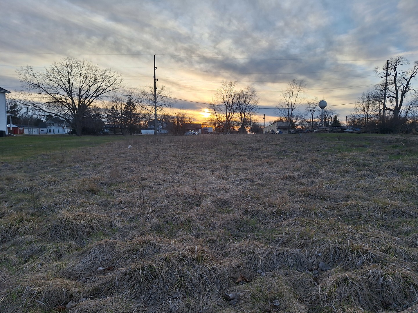 107 N Front Street Property Photo 2