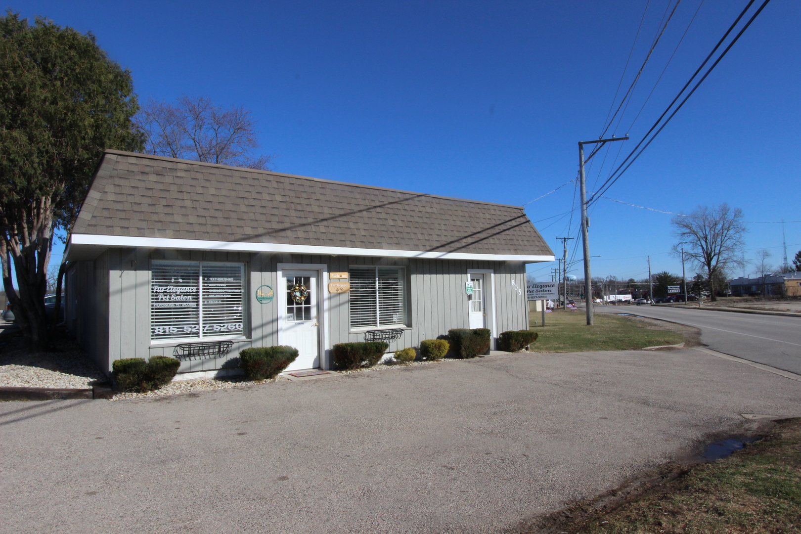 805 Lake Avenue Property Photo