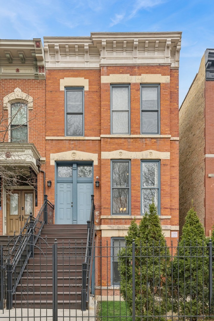 1419 N Wicker Park Avenue Property Photo