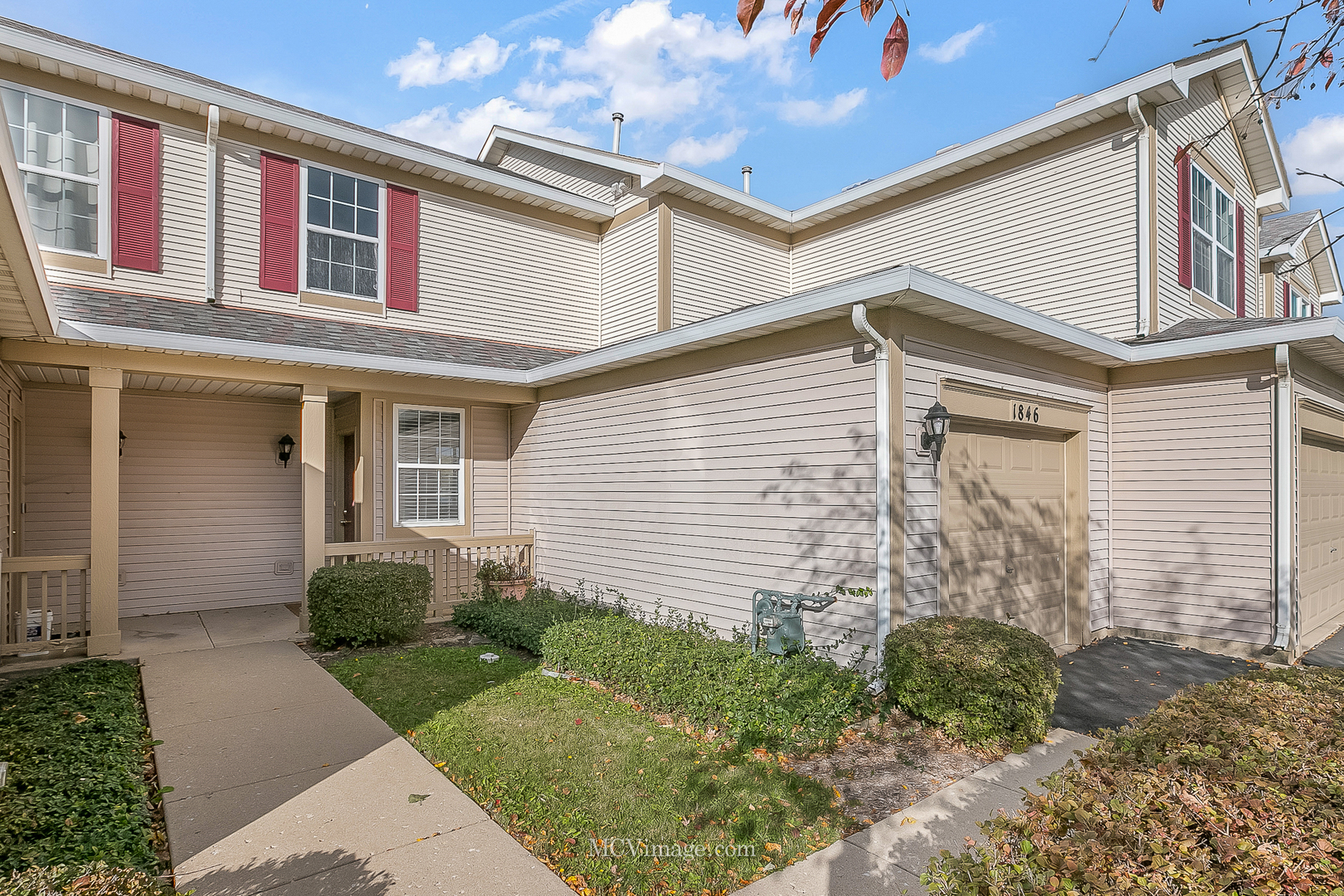1846 N Wentworth Circle Property Photo