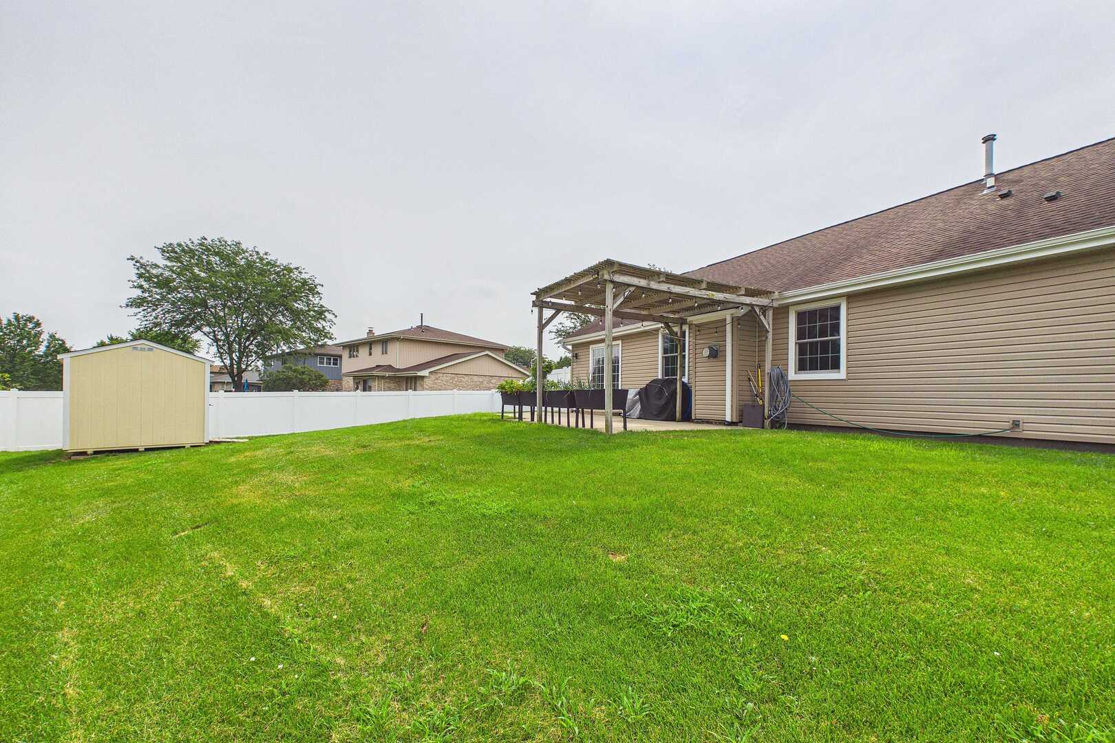 9260 Elm Avenue Property Photo 41