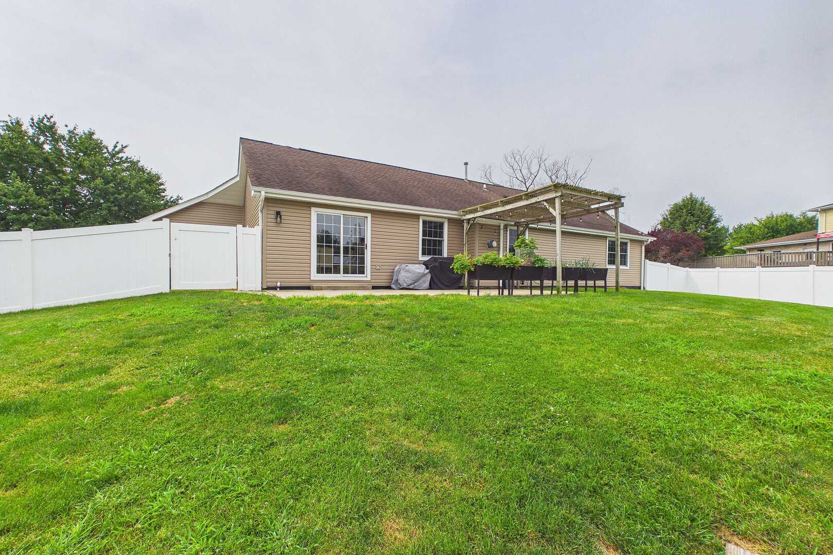 9260 Elm Avenue Property Photo 42