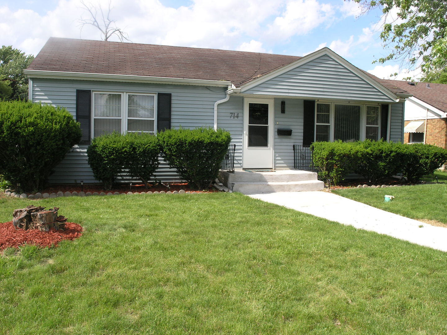 714 E 156th Place Property Photo