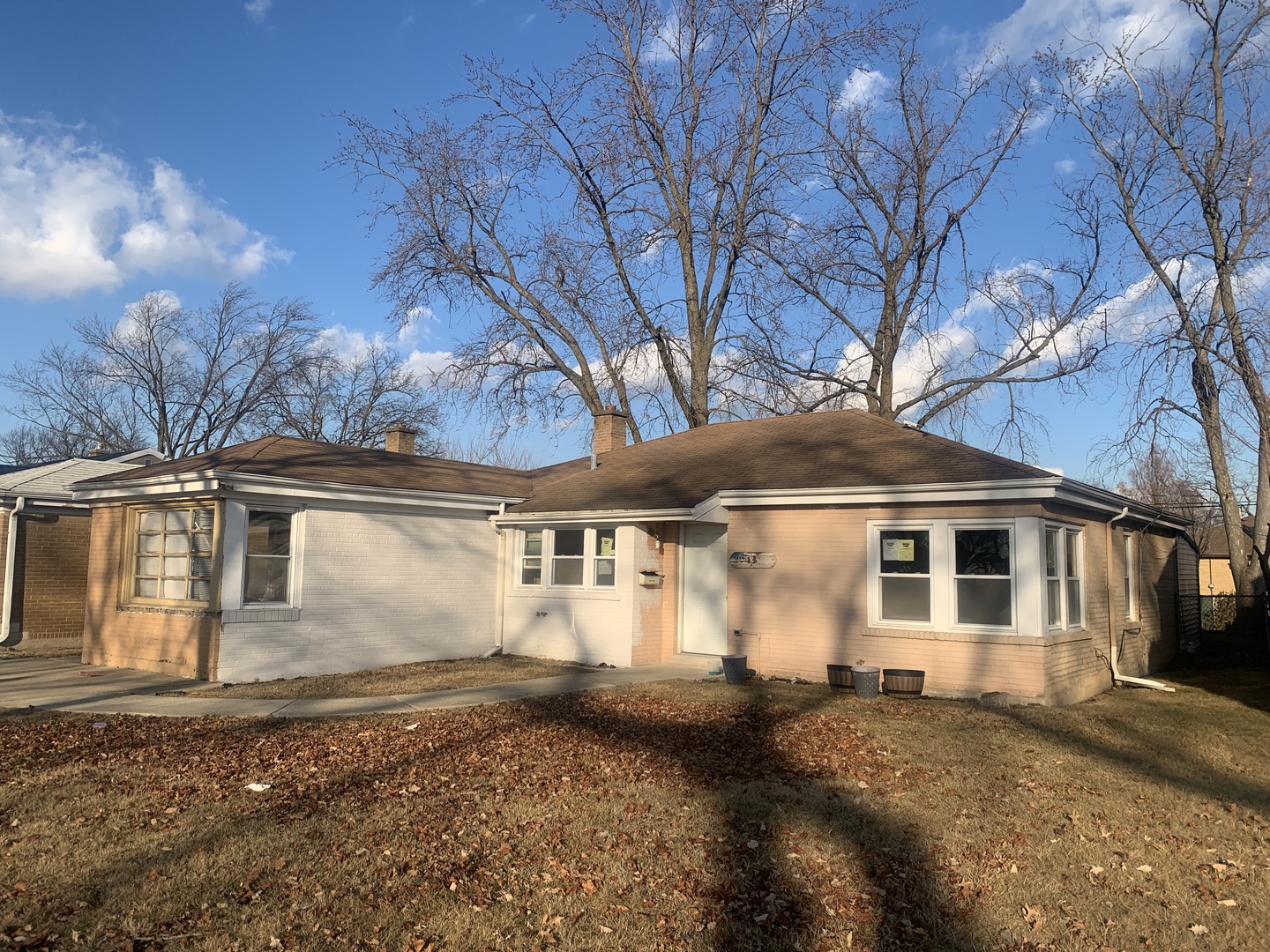 1943 Mayfair Avenue Property Photo