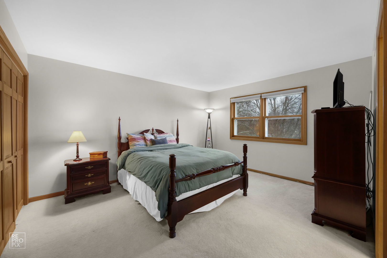 4n535 Foxfield Drive Property Photo 15