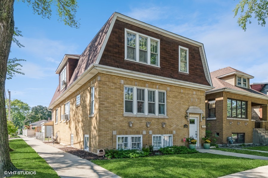 4200 N Oriole Avenue Property Photo