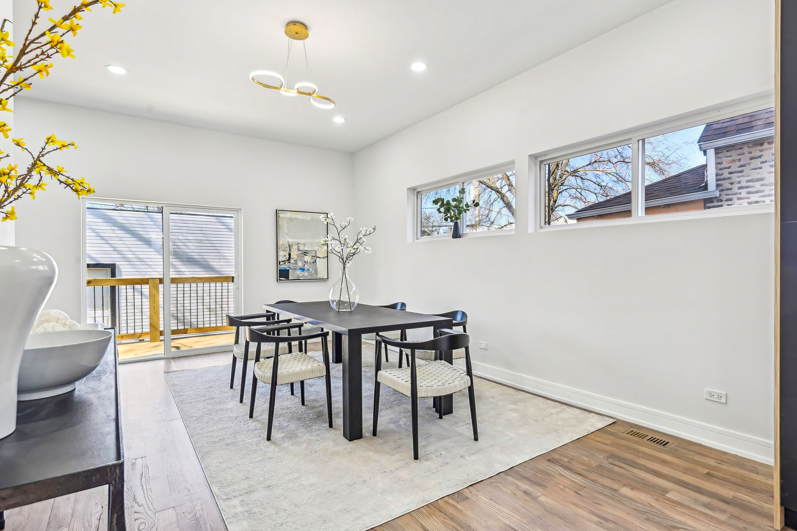 940 N Karlov Avenue Property Photo 10