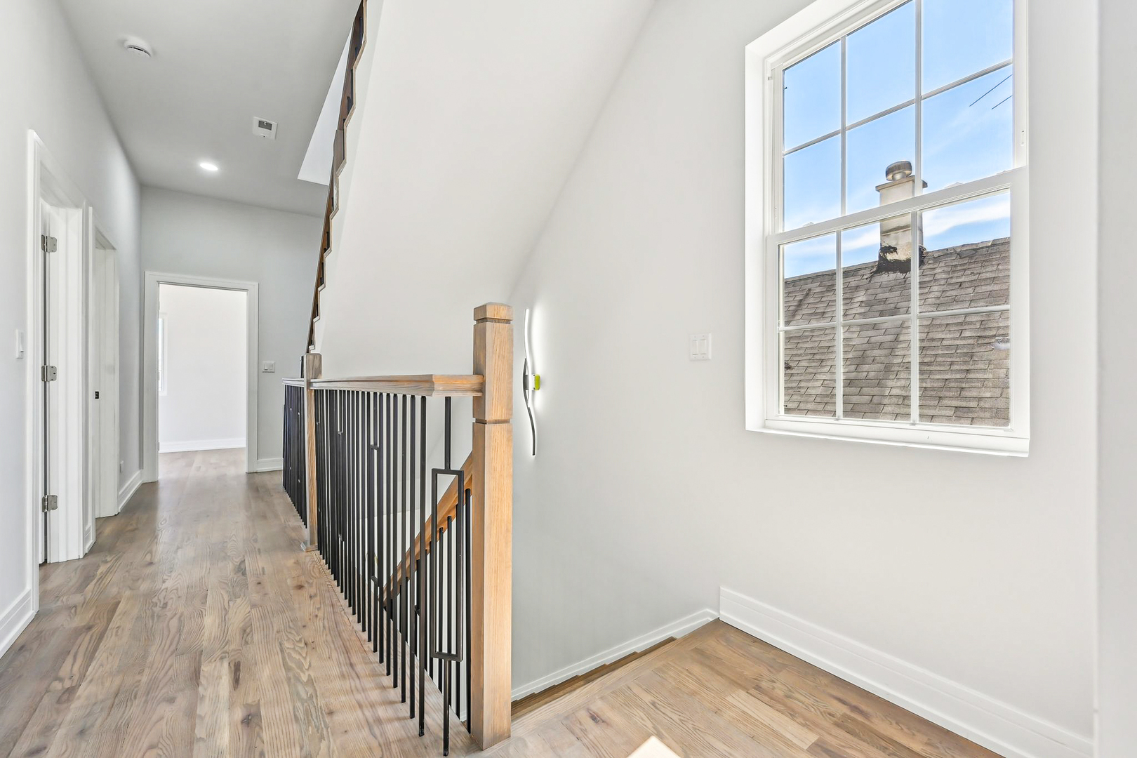 940 N Karlov Avenue Property Photo 24