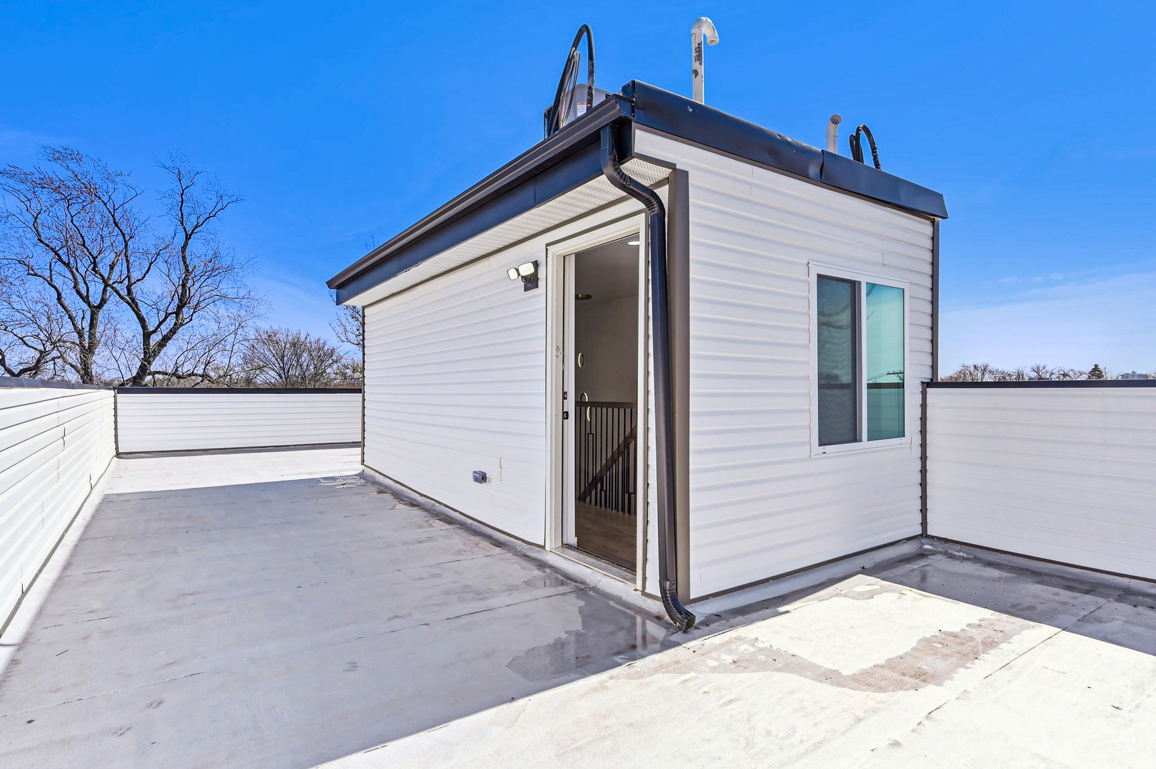 940 N Karlov Avenue Property Photo 45