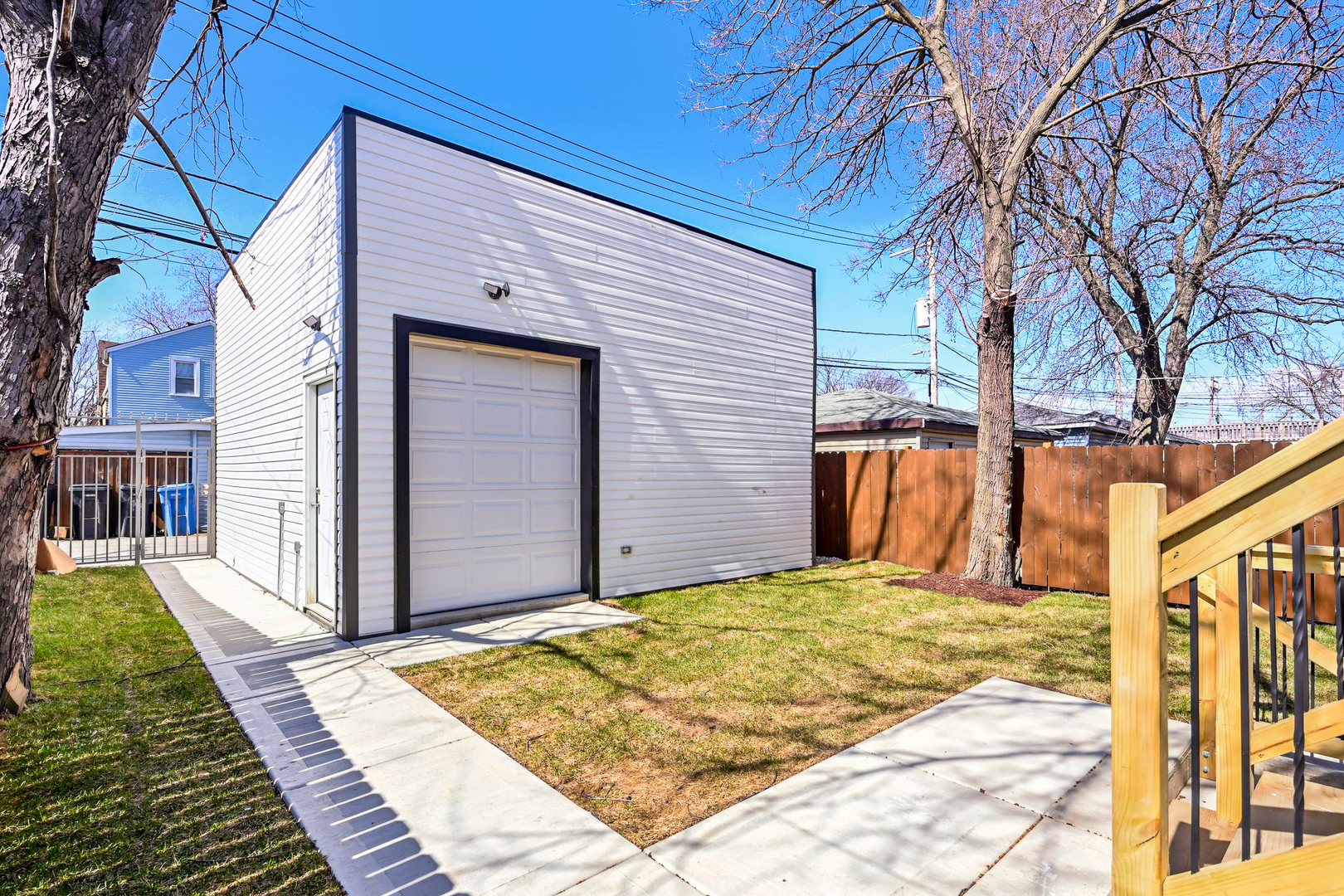 940 N Karlov Avenue Property Photo 48
