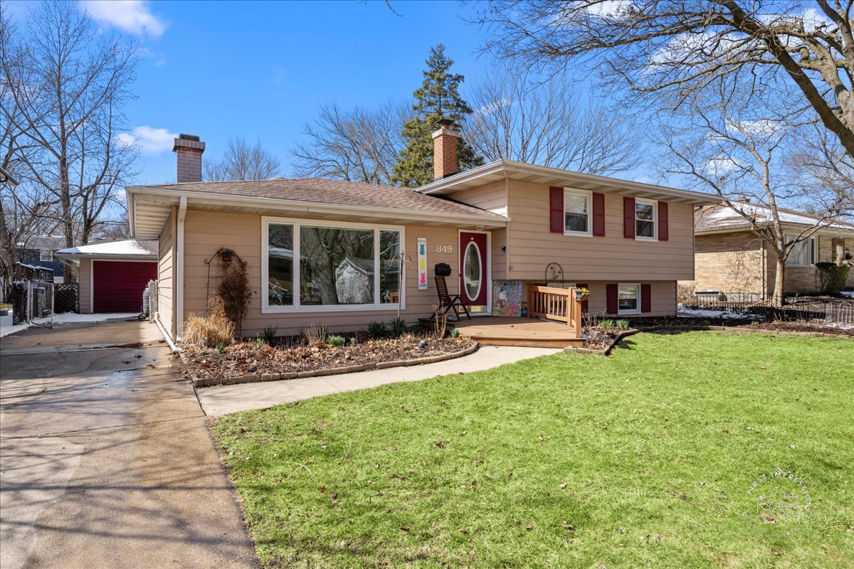 203 Real Estate Listings Main Image
