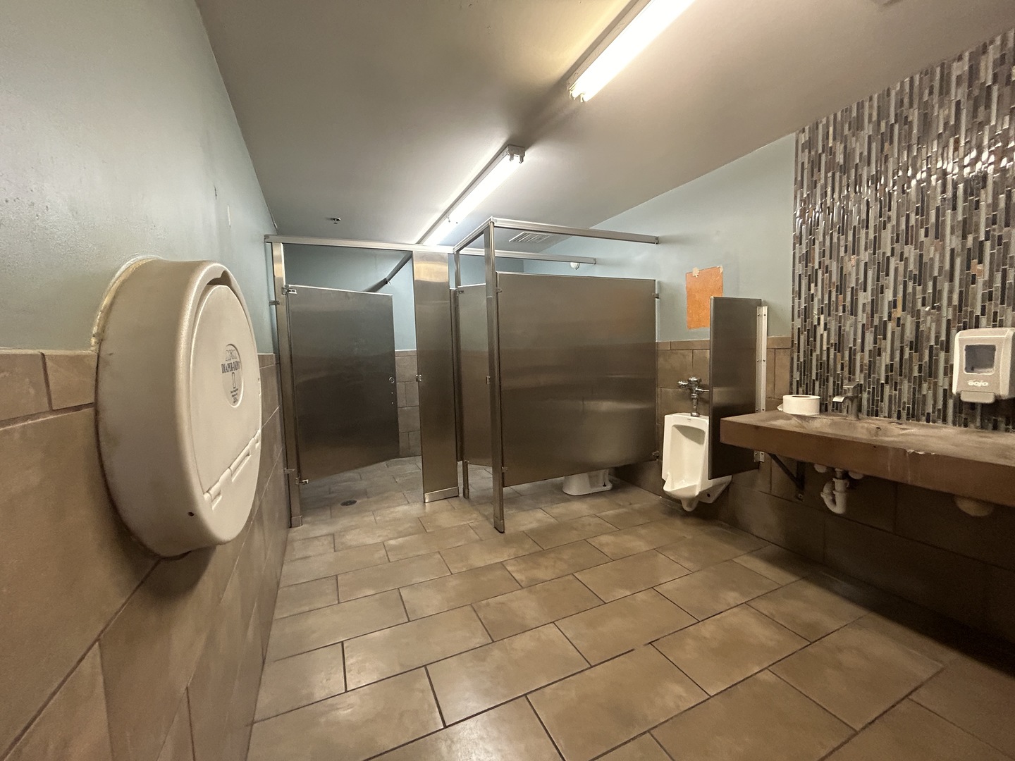 3 N Randall Road Property Photo 12
