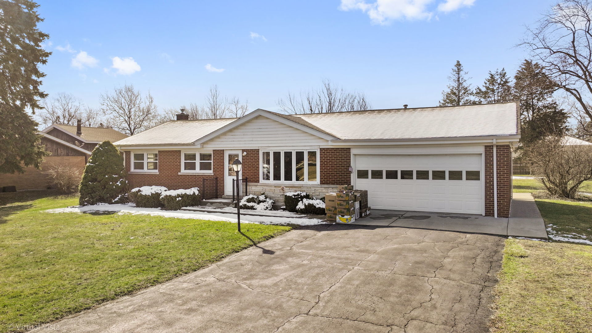 Lemont Twp High School Real Estate Listings Main Image