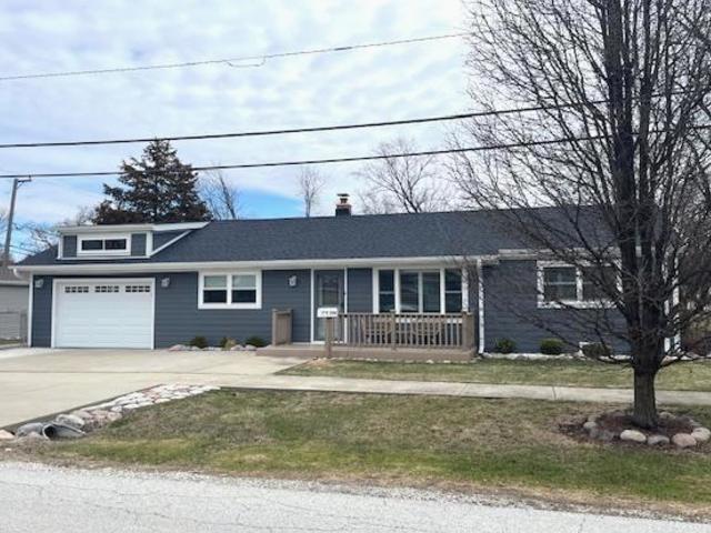 7342 W 113th Place Property Photo