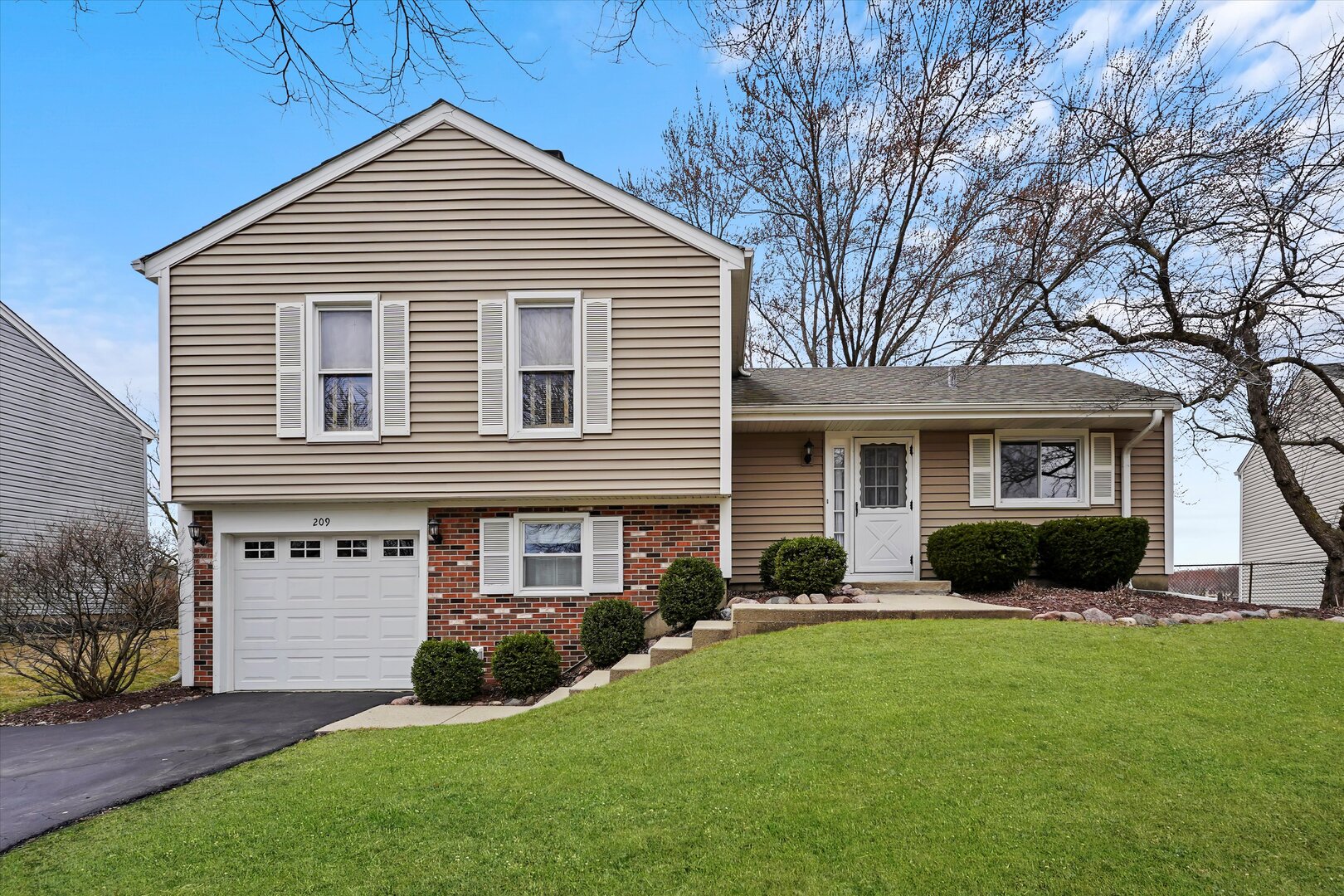 209 Burnside Circle Property Photo