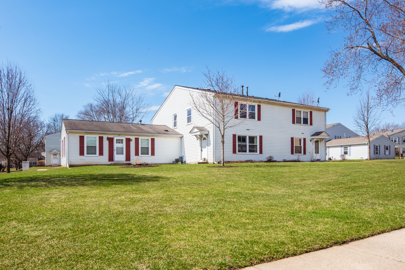 223 Harvest Ct Property Photo
