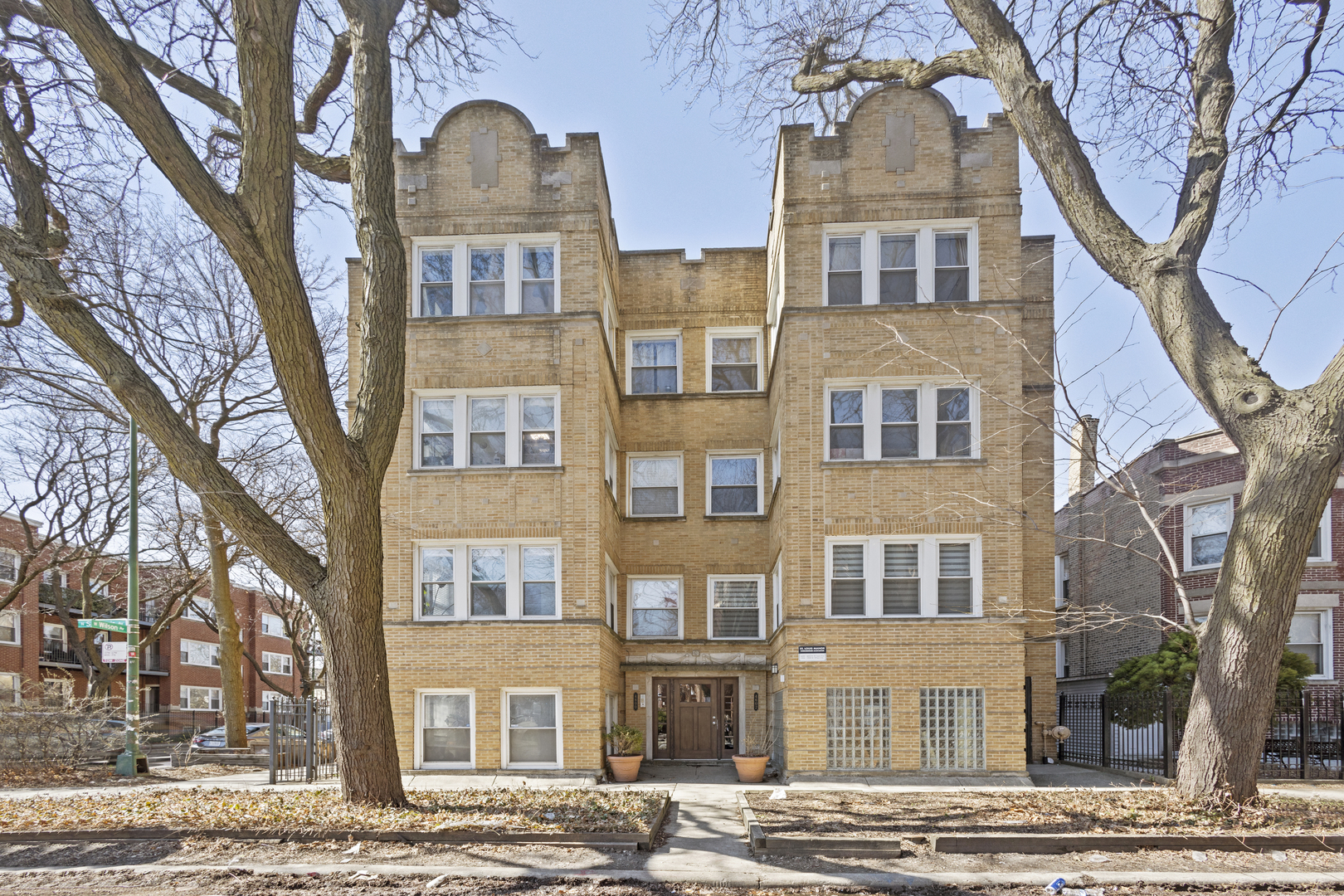 4602 N Saint Louis Avenue 1n Property Photo