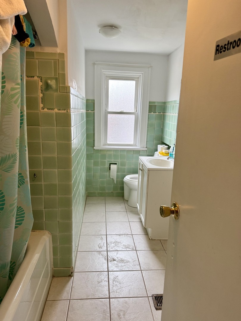 818 E New York Street Property Photo 12