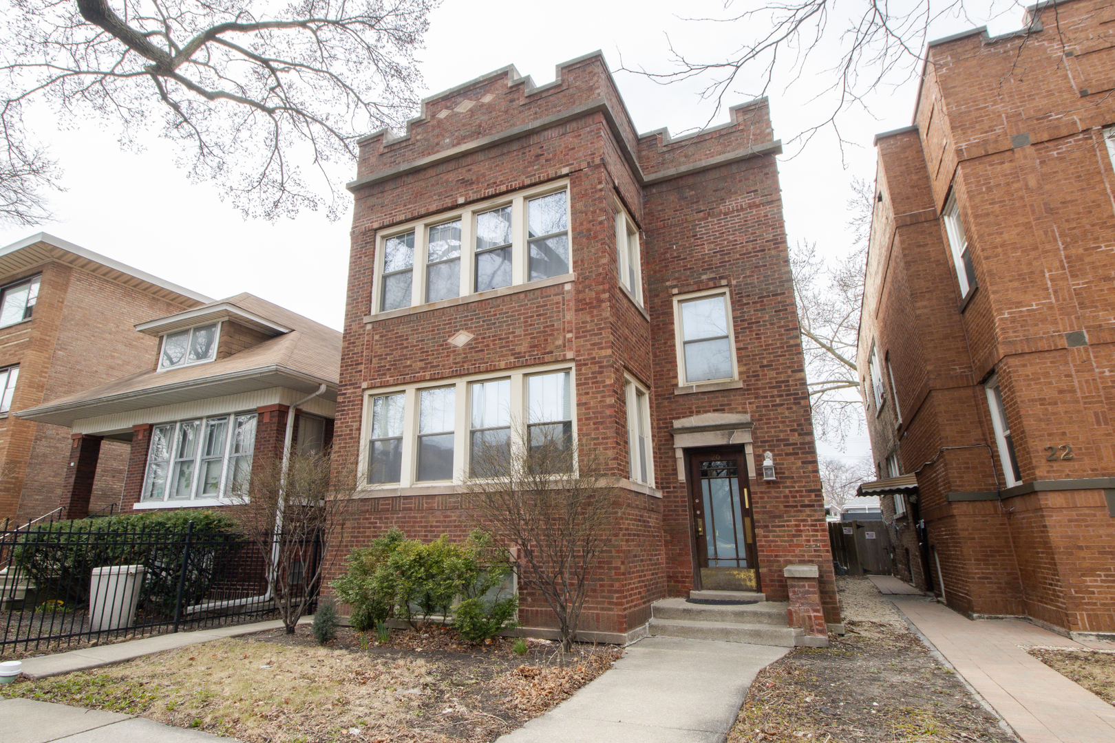26 S Austin Boulevard Property Photo