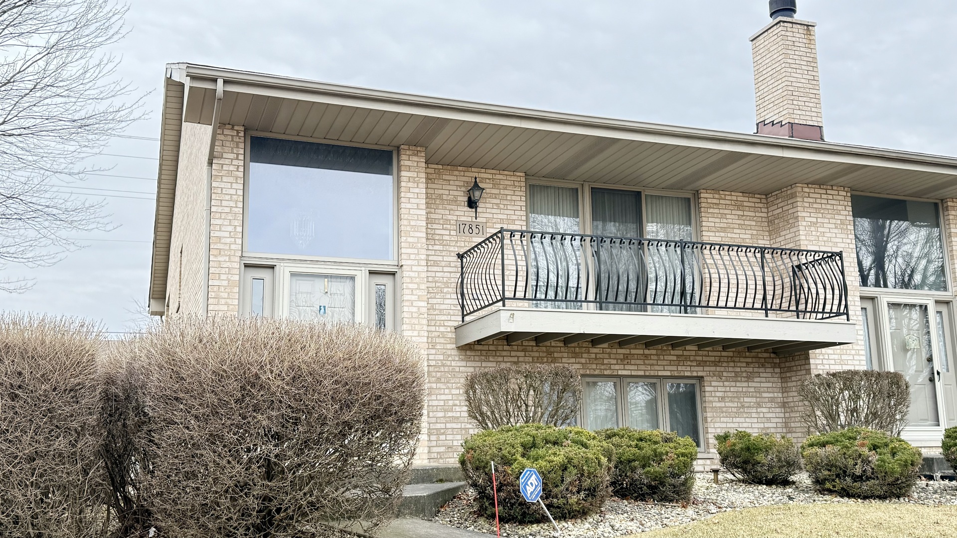 17851 Massachusetts Ct Property Photo
