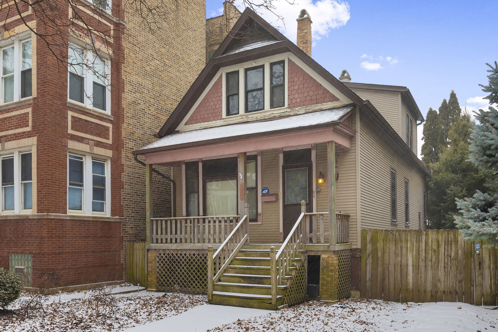 4150 N Monticello Avenue Property Photo