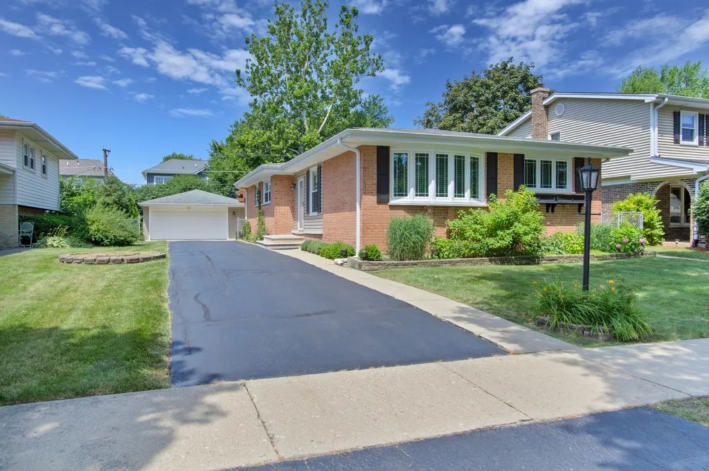 726 S Mckinley Avenue Property Photo