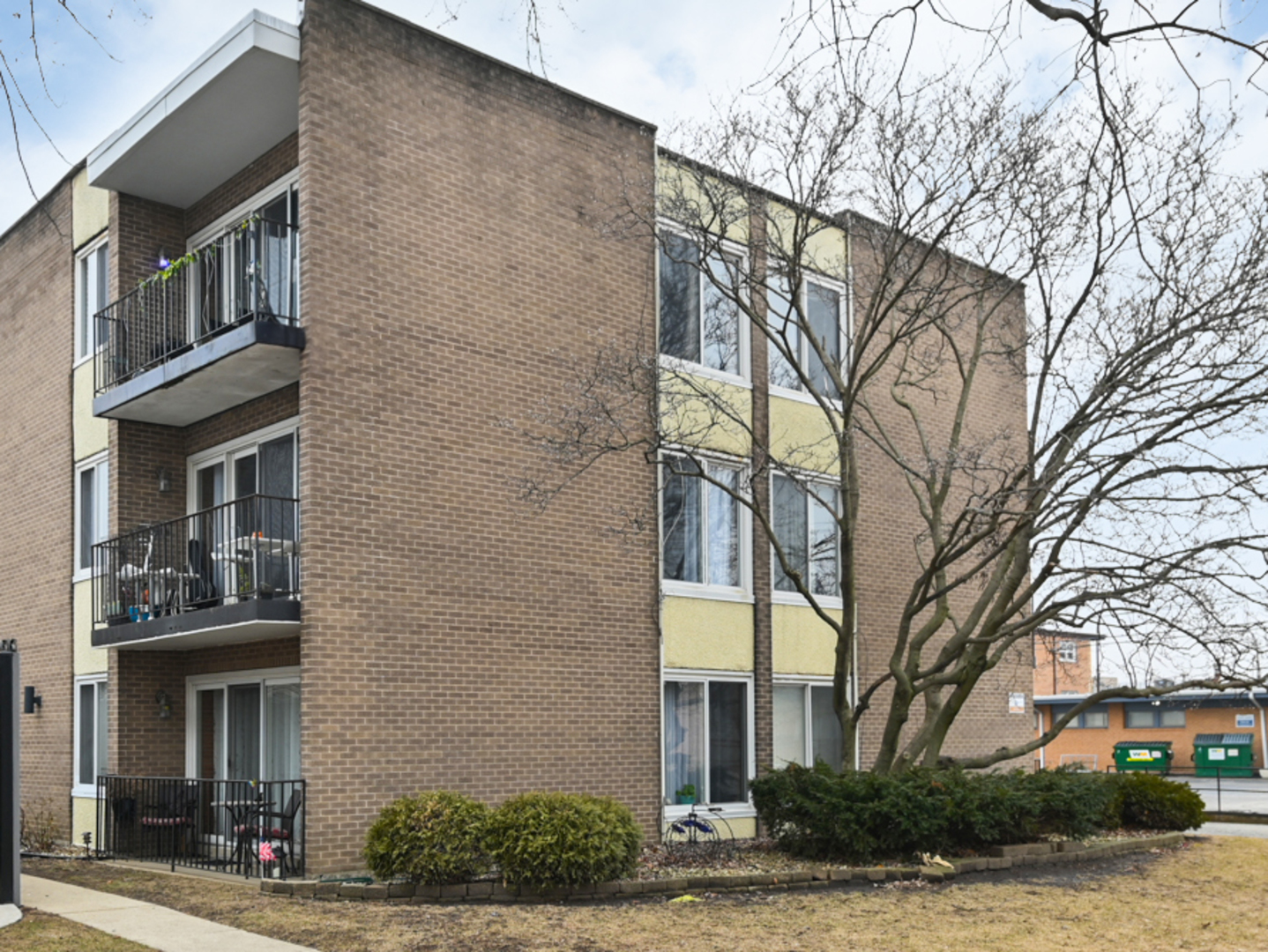9516 S Kildare Avenue 2s Property Photo