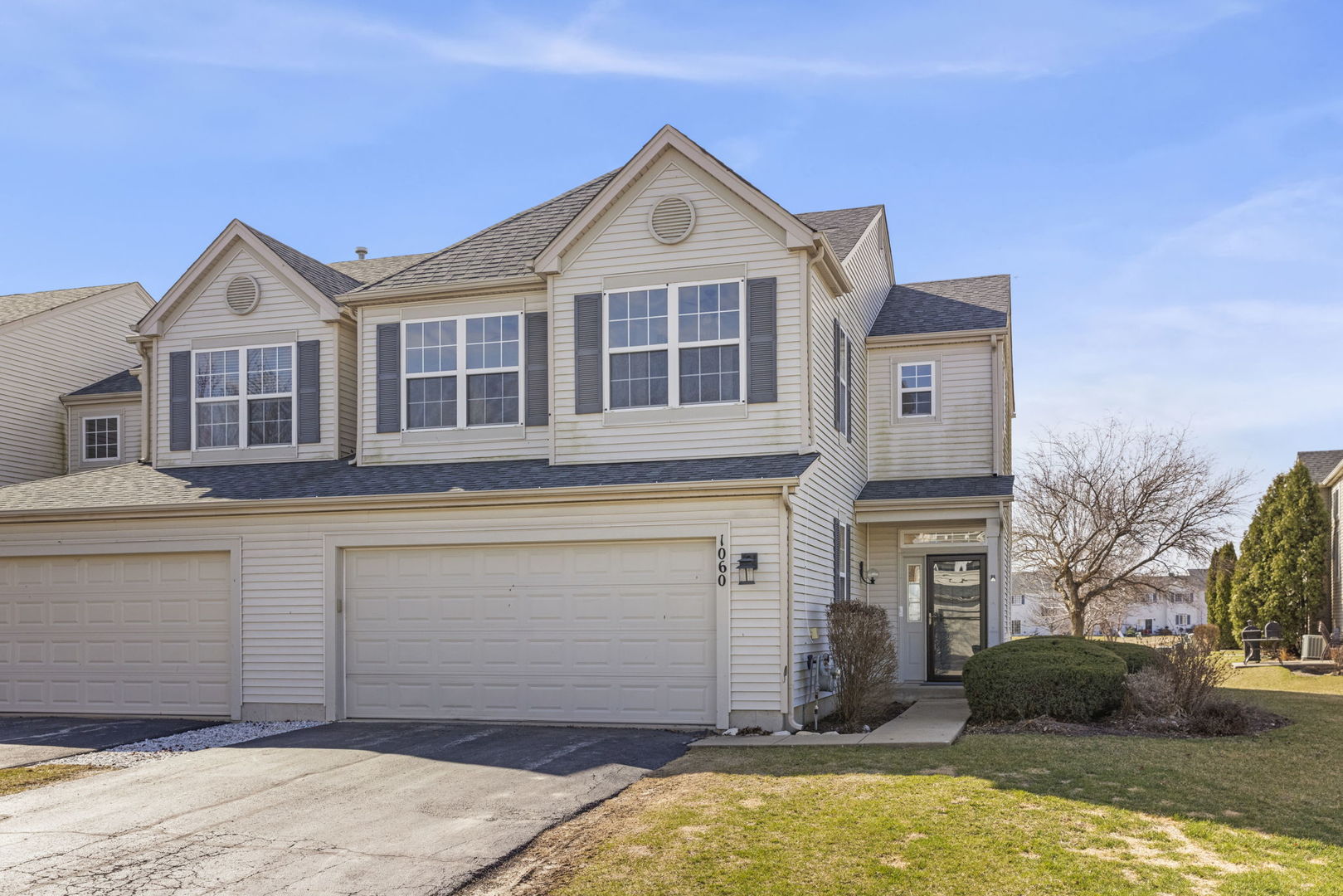 Minooka Community High School Real Estate Listings Main Image