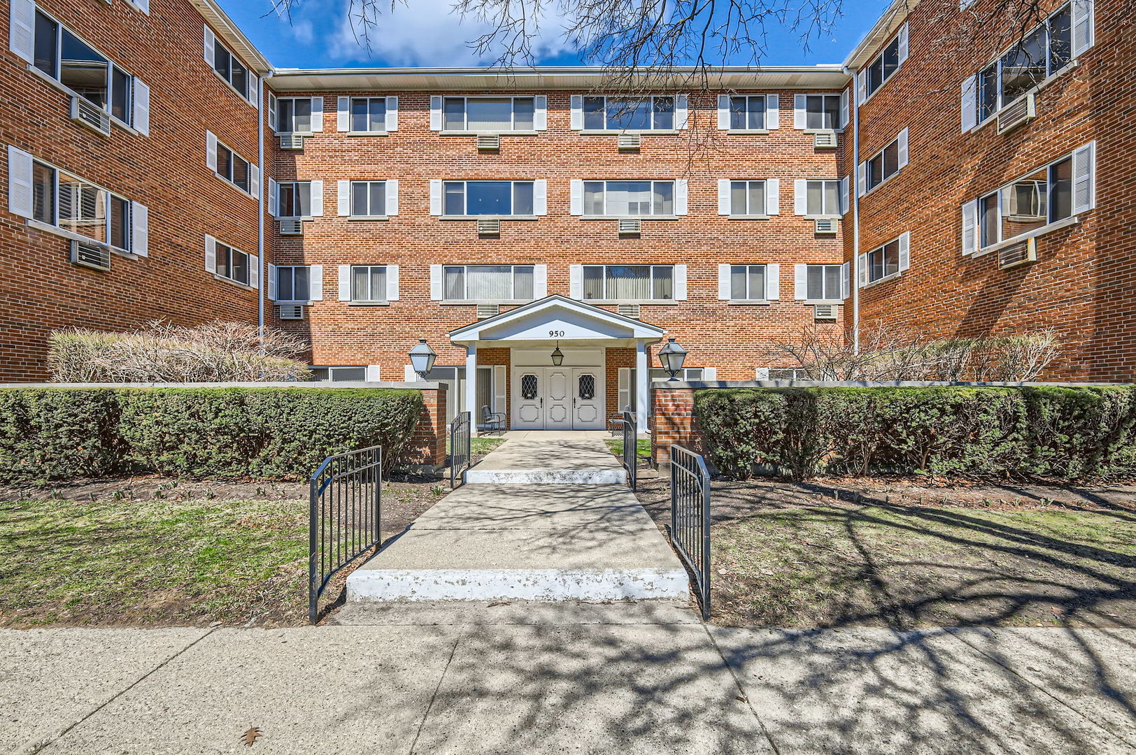 950 Washington Boulevard 308 Property Photo