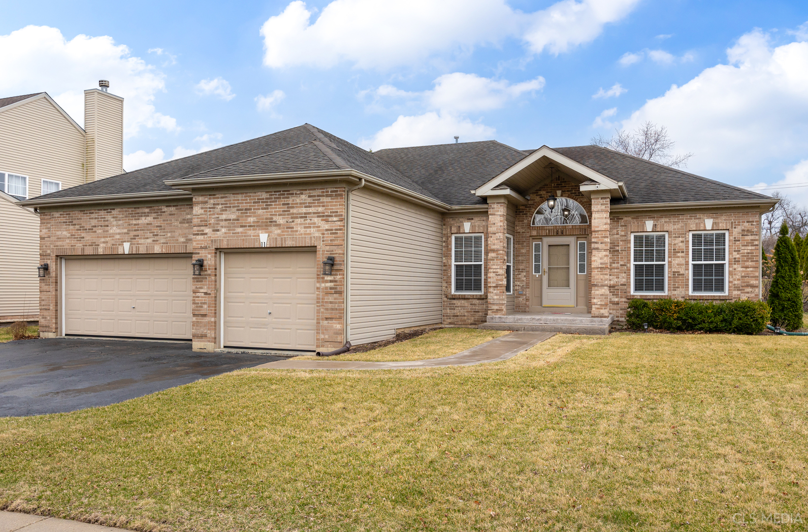 11 Glenbrook Circle Property Photo