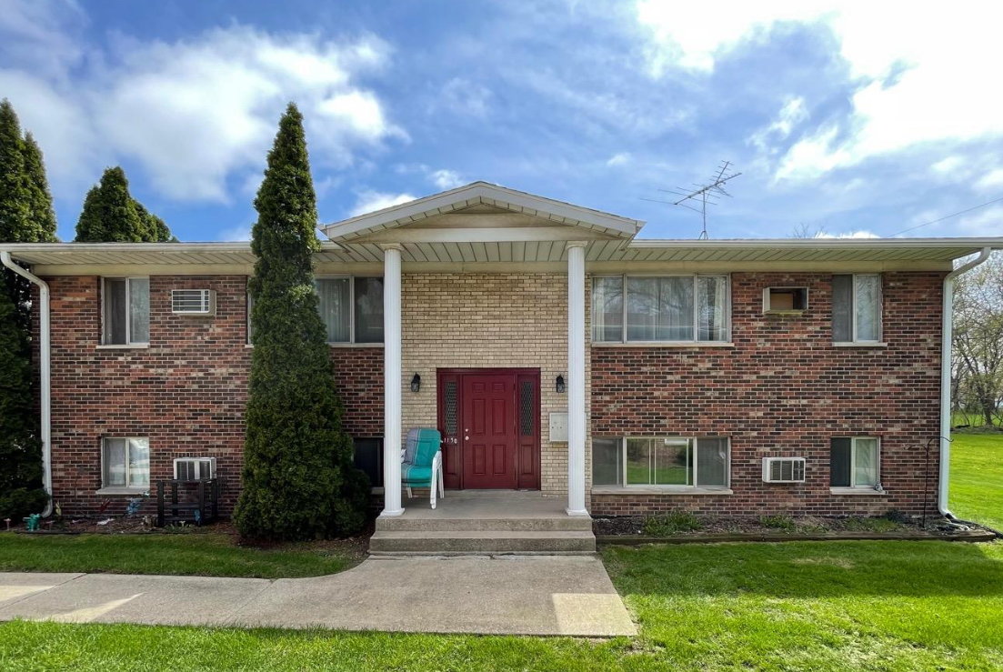 1150 N Indiana St Property Photo