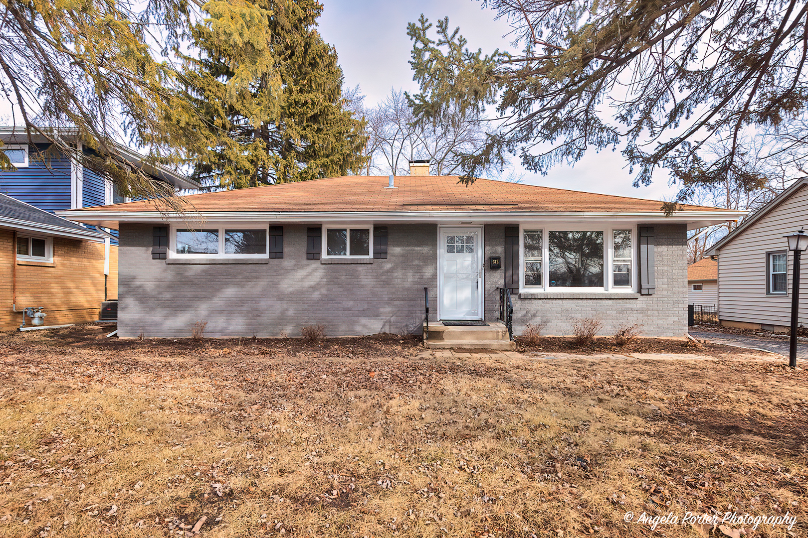 Lake Zurich High School Real Estate Listings Main Image