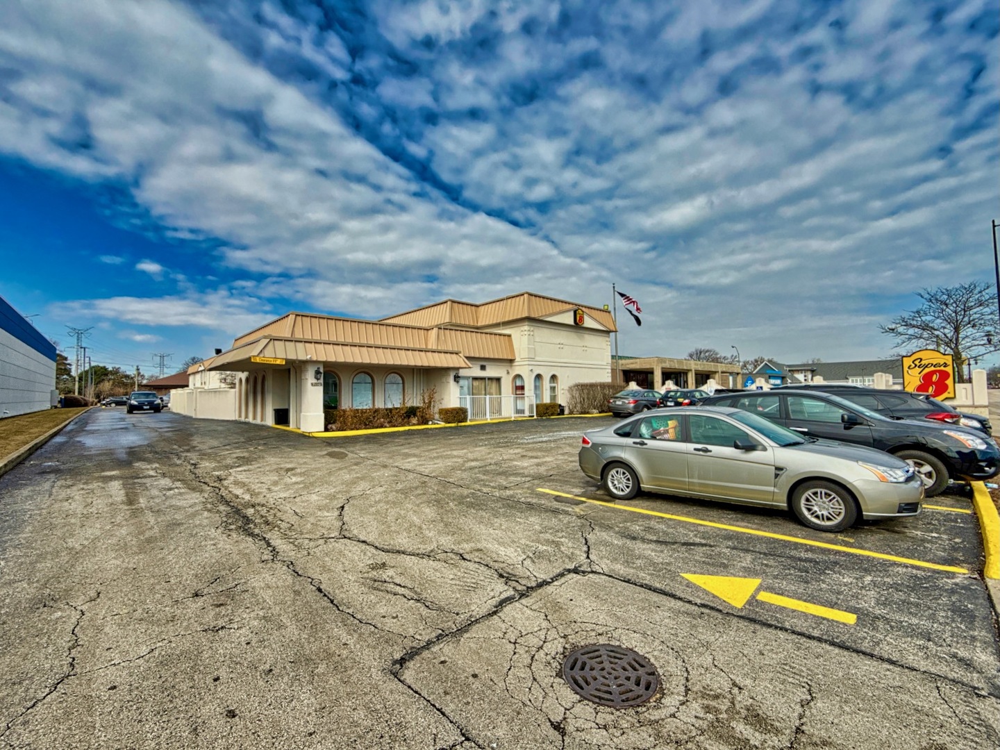 9110 Waukegan Road Property Photo 2