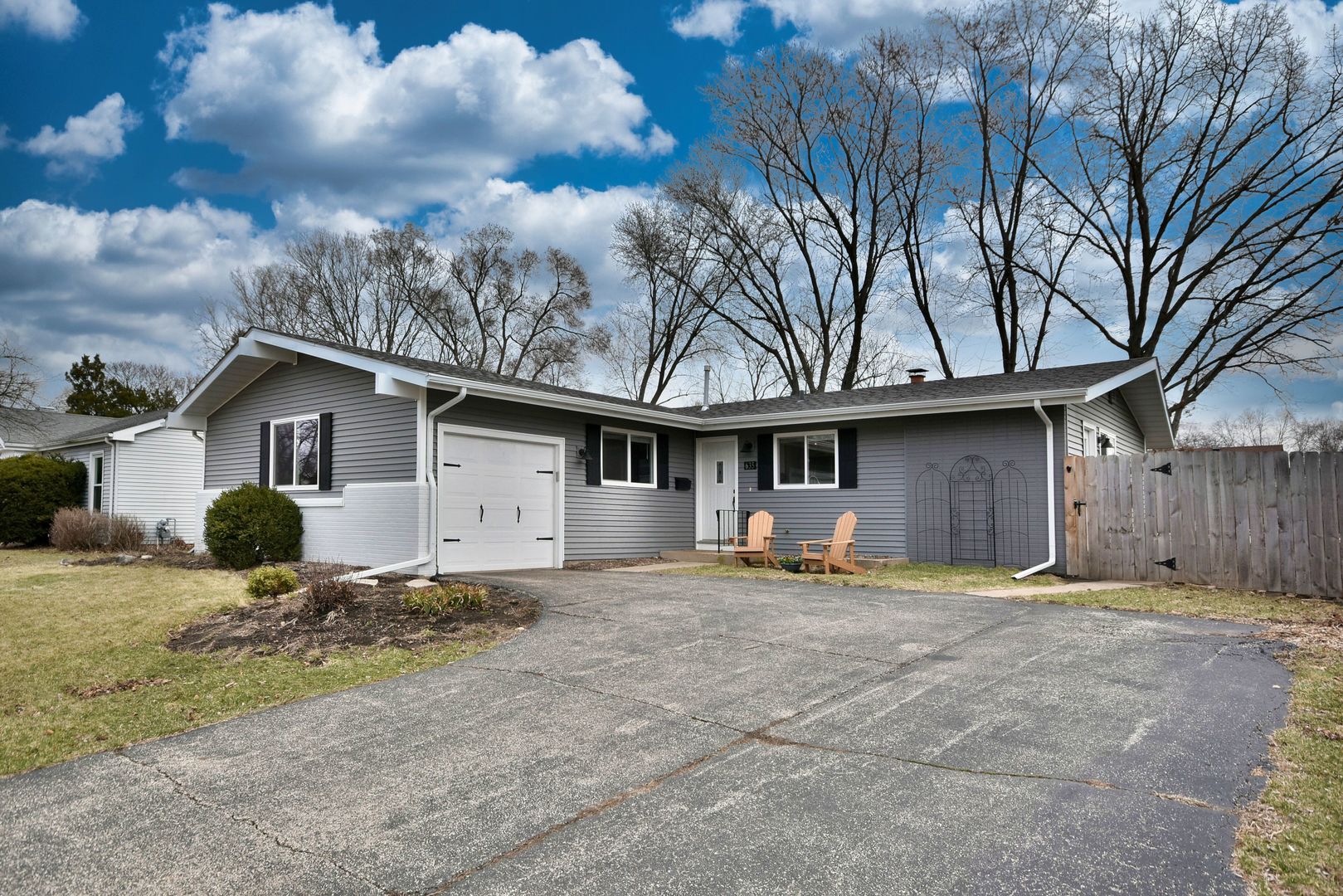 635 Sussex Lane Property Photo