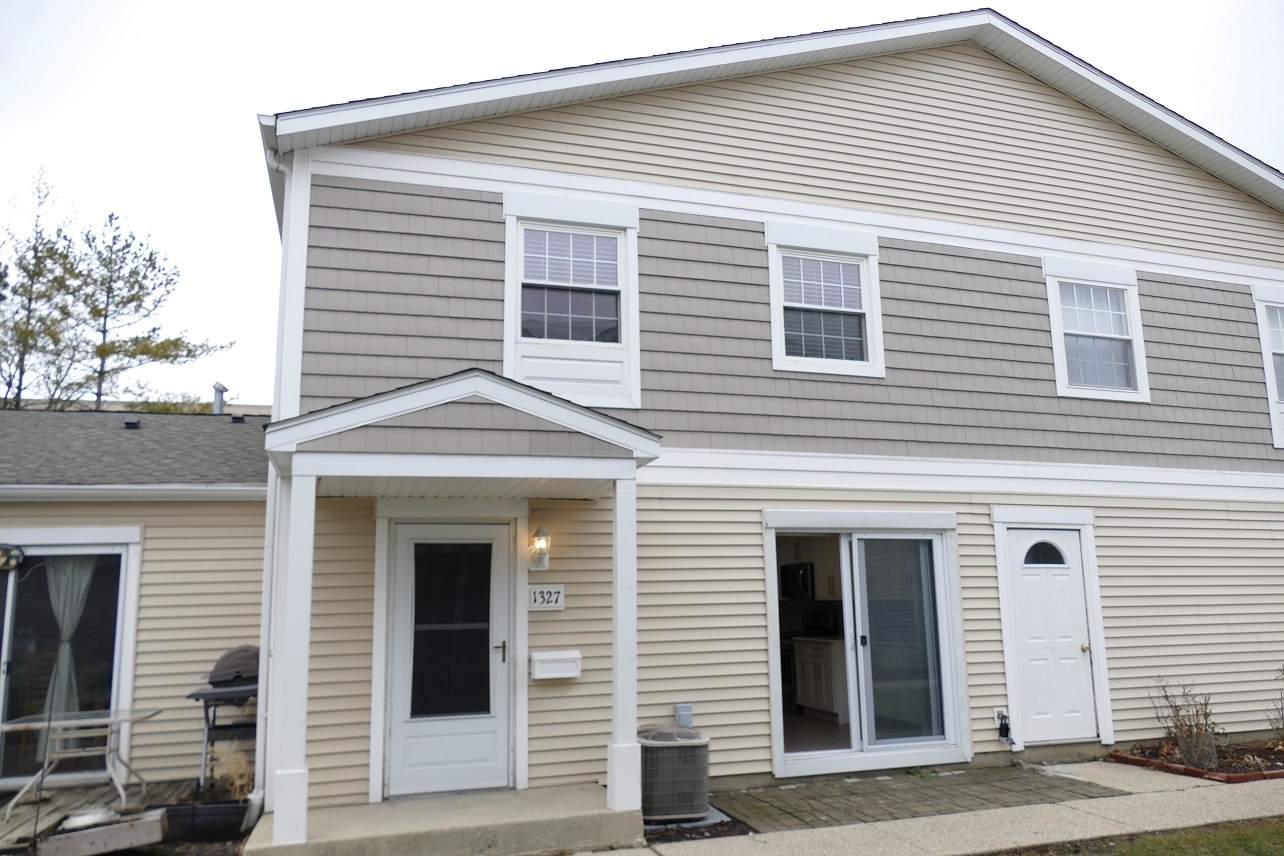 1327 Wye Ct Property Photo