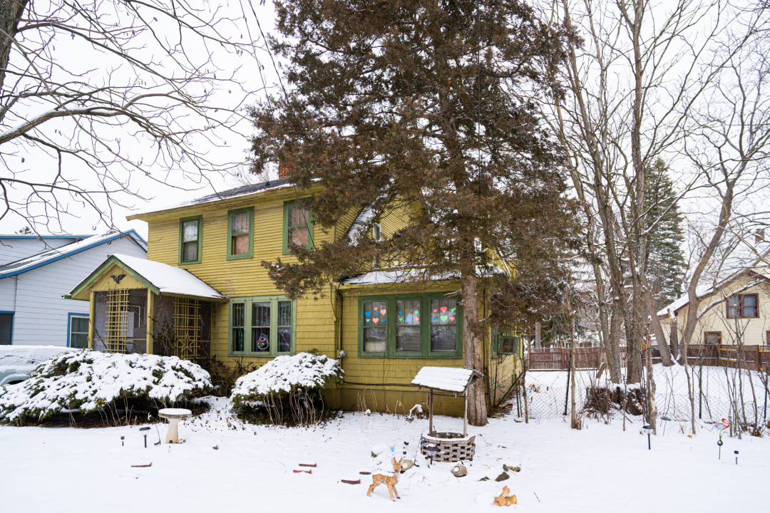 102 E Fuller Street Property Photo