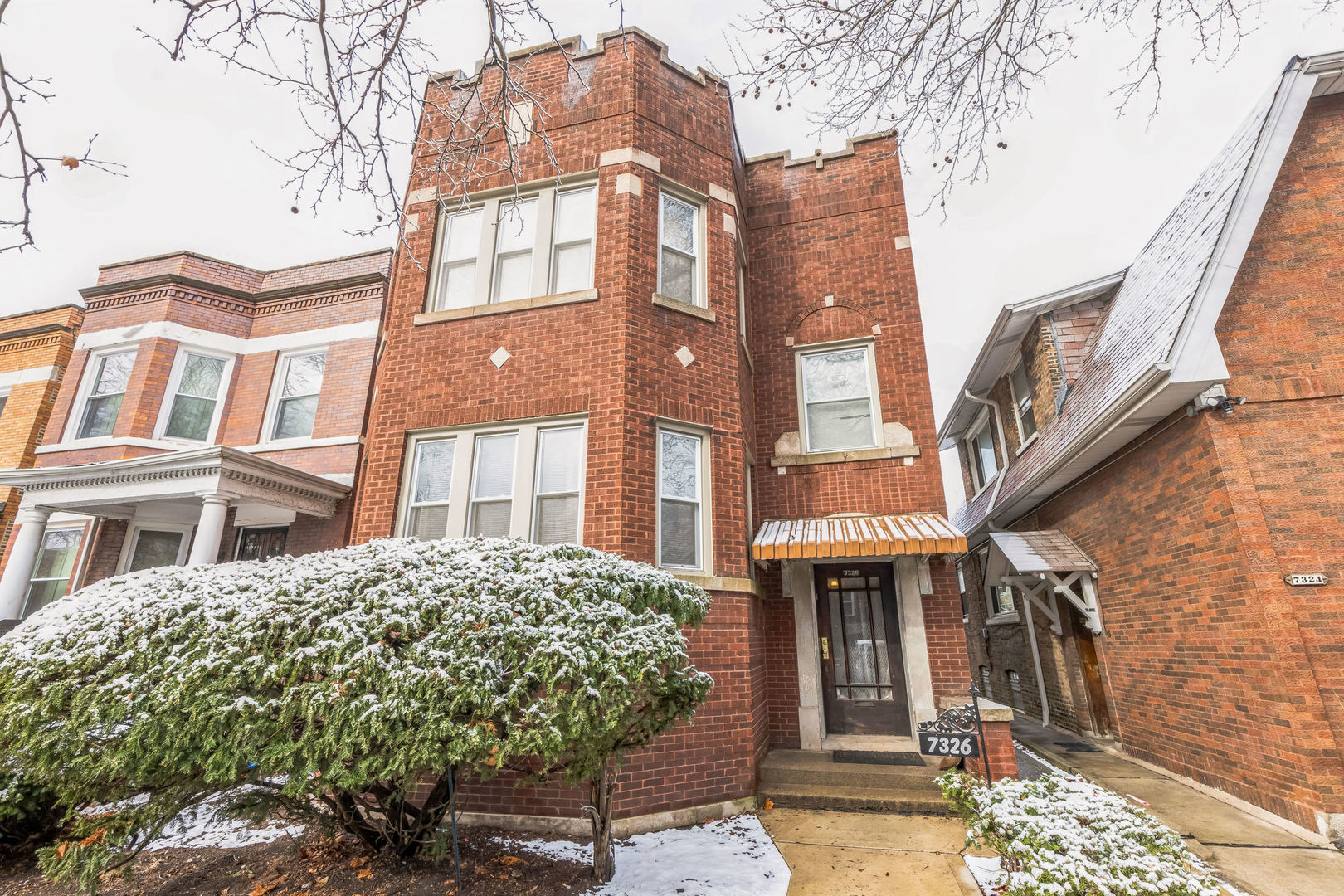 7326 S Saint Lawrence Avenue Property Photo