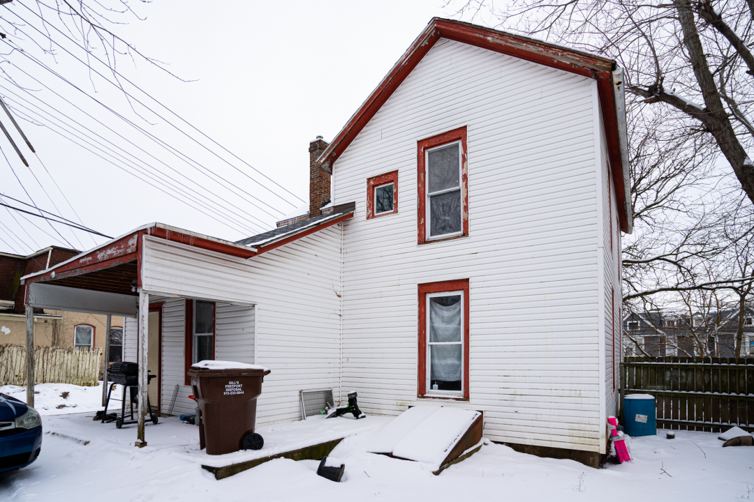 309 S Walnut Avenue Property Photo 4