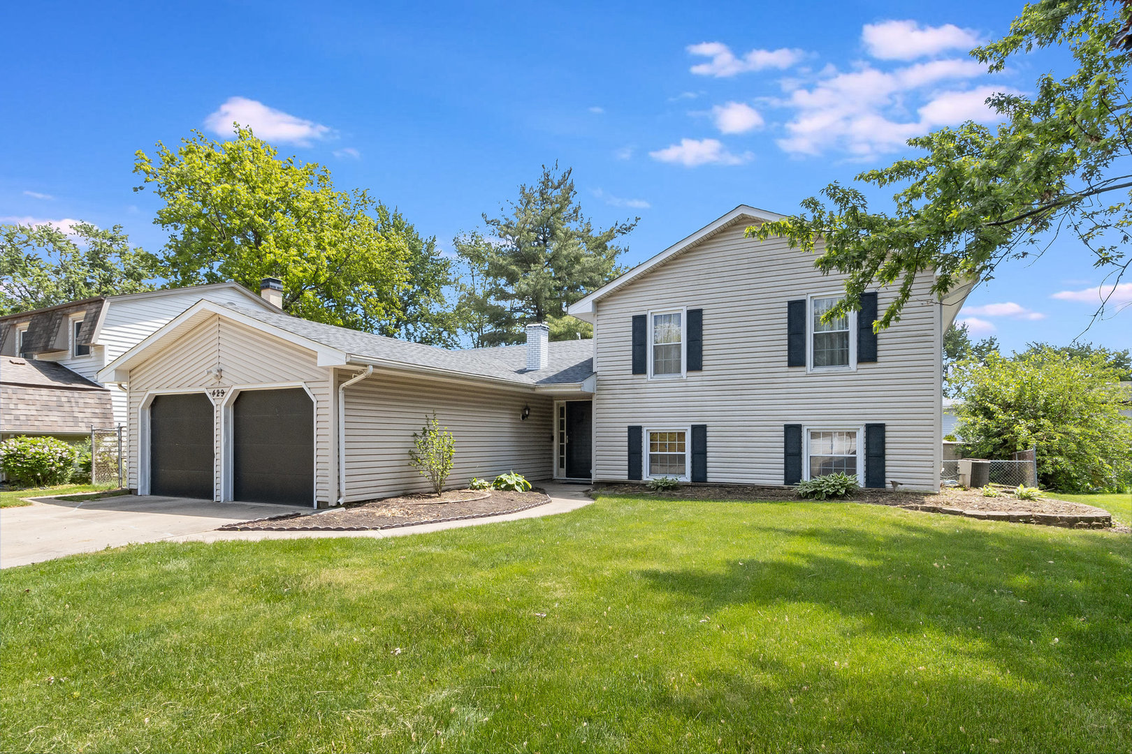 429 W Briarcliff Rd Property Photo 1
