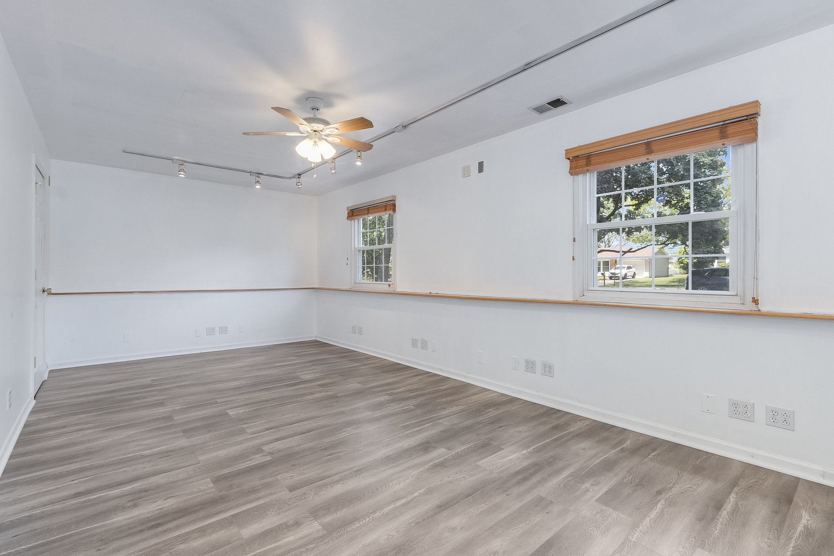 429 W Briarcliff Rd Property Photo 14