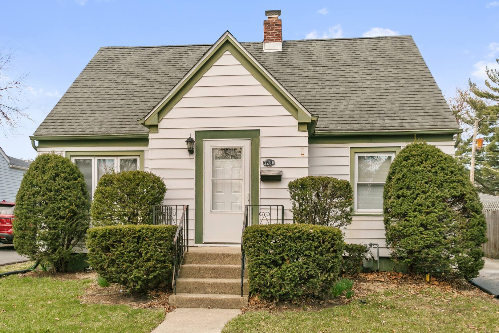 3256 186th Street Property Photo