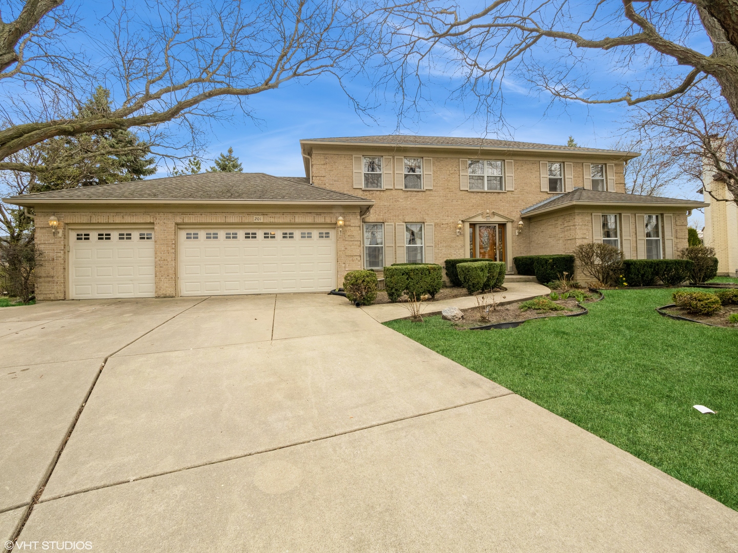 201 E Brett Court Property Photo